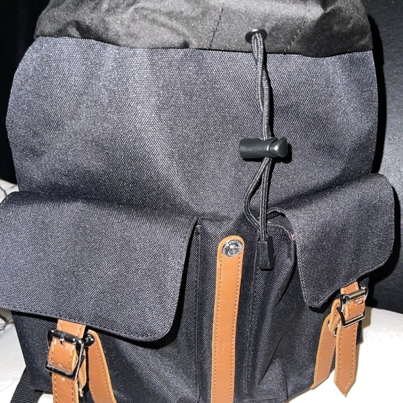 Herschel Supply Company Dawson 13 L Black and Tan Mini Backpack NWOT main image 9